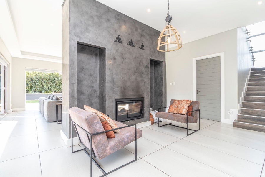 4 Bedroom Property for Sale in Waterfall Country Estate Gauteng
