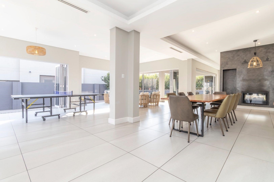 4 Bedroom Property for Sale in Waterfall Country Estate Gauteng