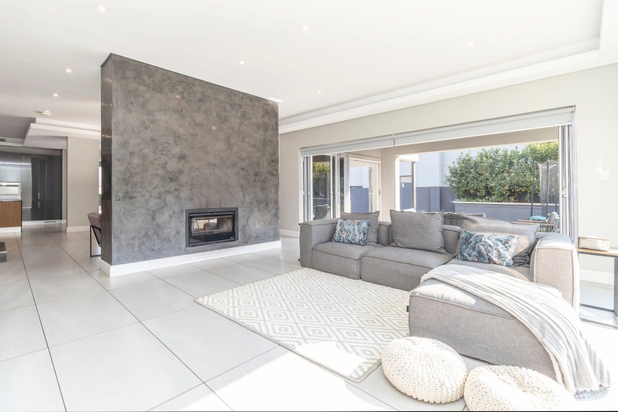 4 Bedroom Property for Sale in Waterfall Country Estate Gauteng