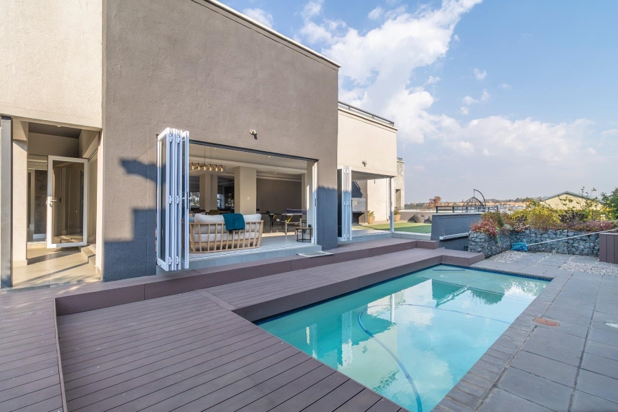 4 Bedroom Property for Sale in Waterfall Country Estate Gauteng
