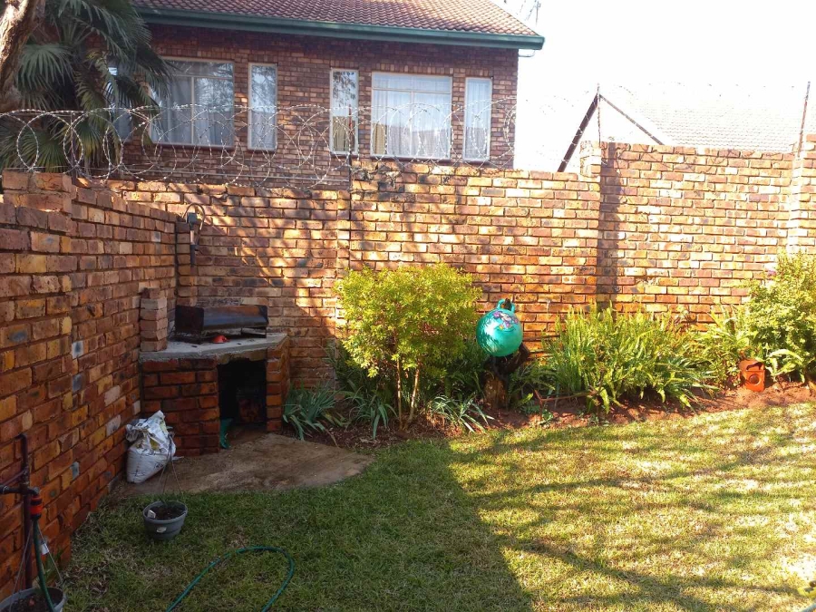 2 Bedroom Property for Sale in Centurion Central Gauteng