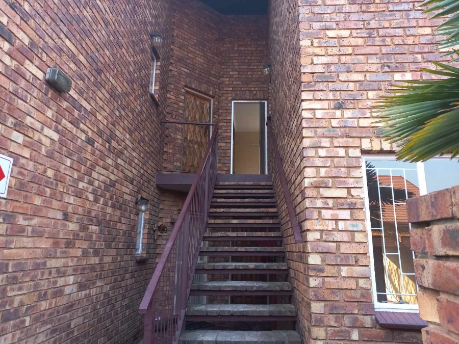 2 Bedroom Property for Sale in Centurion Central Gauteng