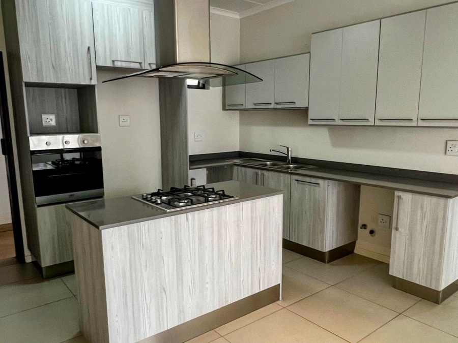 2 Bedroom Property for Sale in Halfway Gardens Gauteng