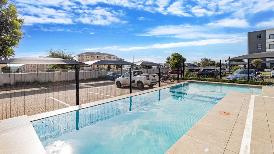 2 Bedroom Property for Sale in Halfway Gardens Gauteng