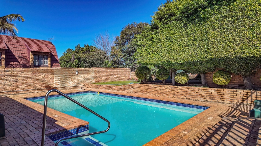 3 Bedroom Property for Sale in Boskruin Gauteng