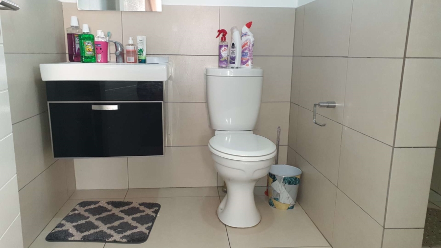 2 Bedroom Property for Sale in Jackal Creek Golf Estate Gauteng