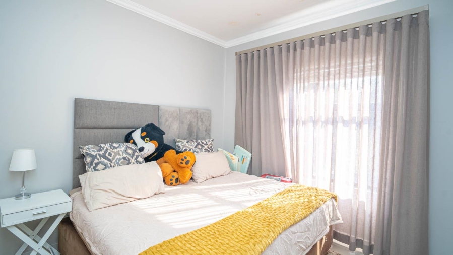 To Let 3 Bedroom Property for Rent in Roodepoort Gauteng