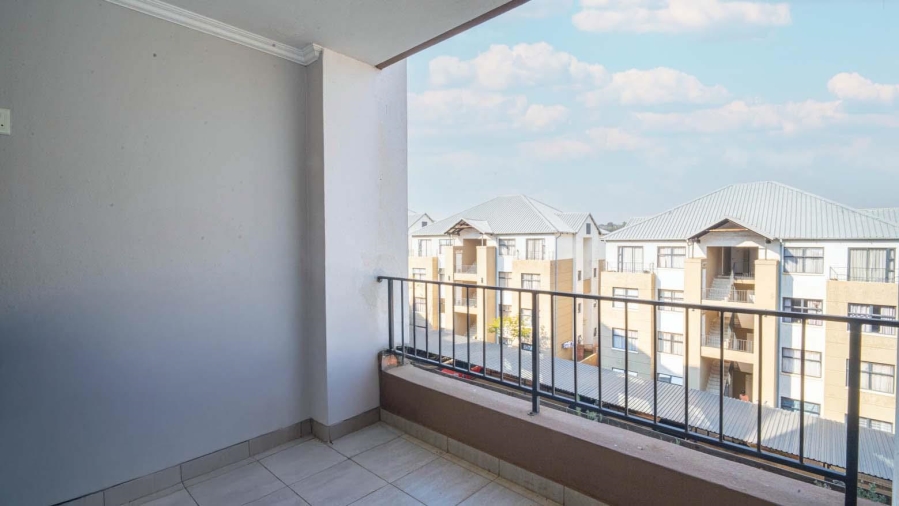To Let 3 Bedroom Property for Rent in Roodepoort Gauteng