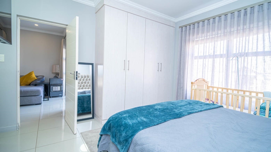 To Let 3 Bedroom Property for Rent in Roodepoort Gauteng