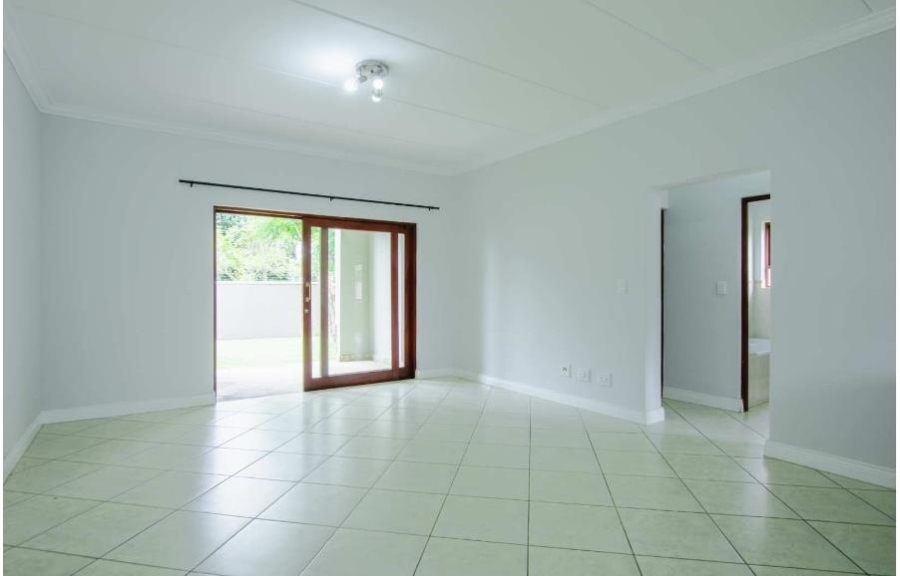 To Let 2 Bedroom Property for Rent in Crowthorne AH Gauteng