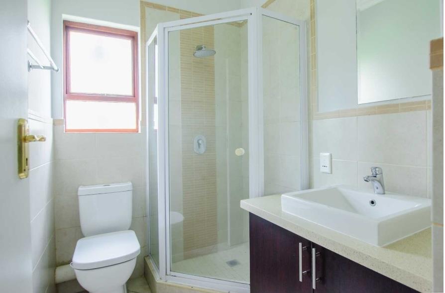 To Let 2 Bedroom Property for Rent in Crowthorne AH Gauteng