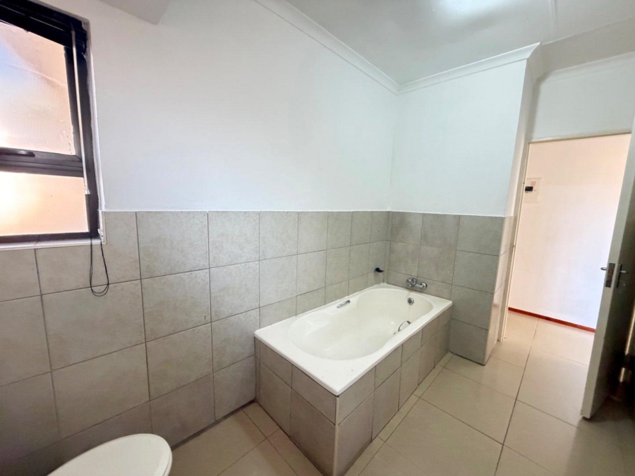 3 Bedroom Property for Sale in Mackenzie Park Gauteng