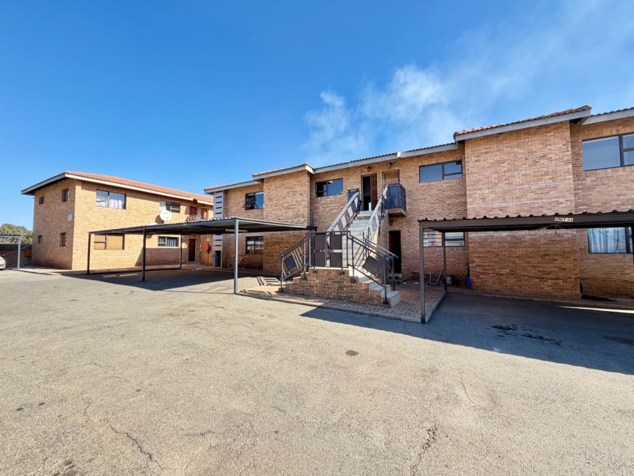 3 Bedroom Property for Sale in Mackenzie Park Gauteng