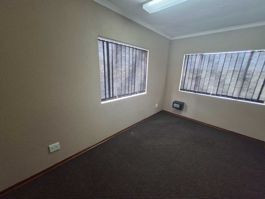 To Let Commercial Property for Rent in Ruimsig Gauteng