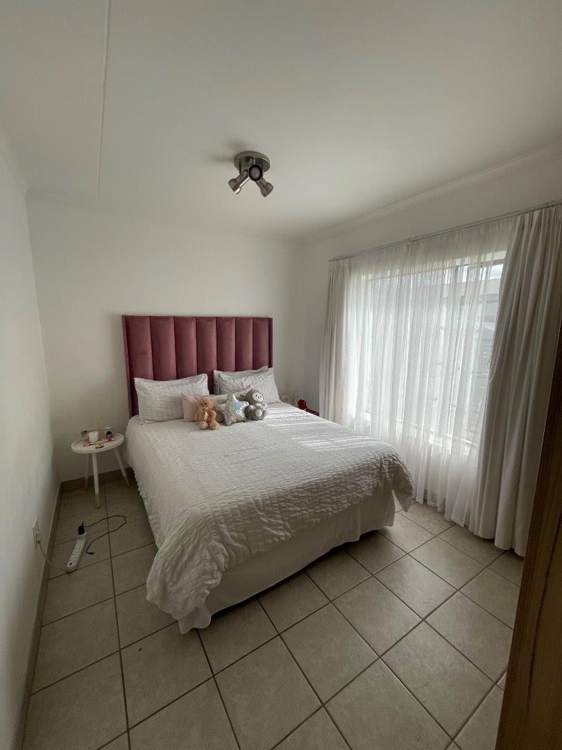 4 Bedroom Property for Sale in Esther Park Gauteng
