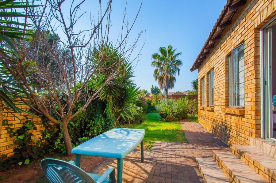 3 Bedroom Property for Sale in Wilgeheuwel Gauteng
