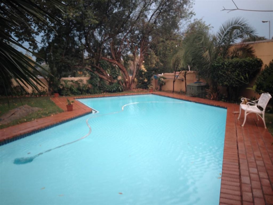 To Let 1 Bedroom Property for Rent in Atholl Gauteng