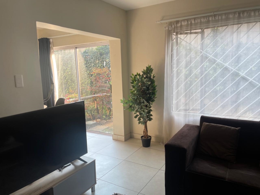 To Let 1 Bedroom Property for Rent in Atholl Gauteng