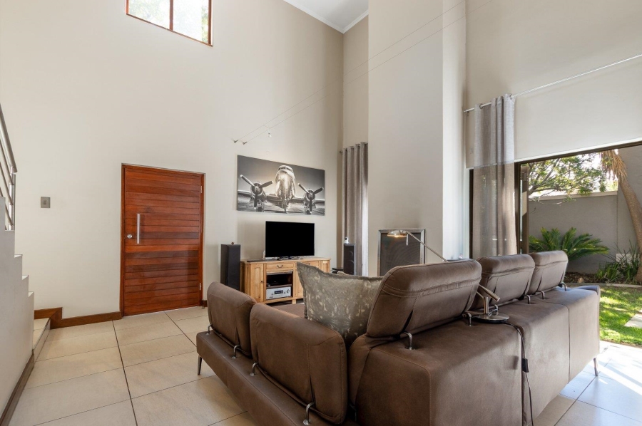 3 Bedroom Property for Sale in Dainfern Gauteng