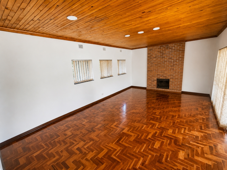 4 Bedroom Property for Sale in Meyerspark Gauteng