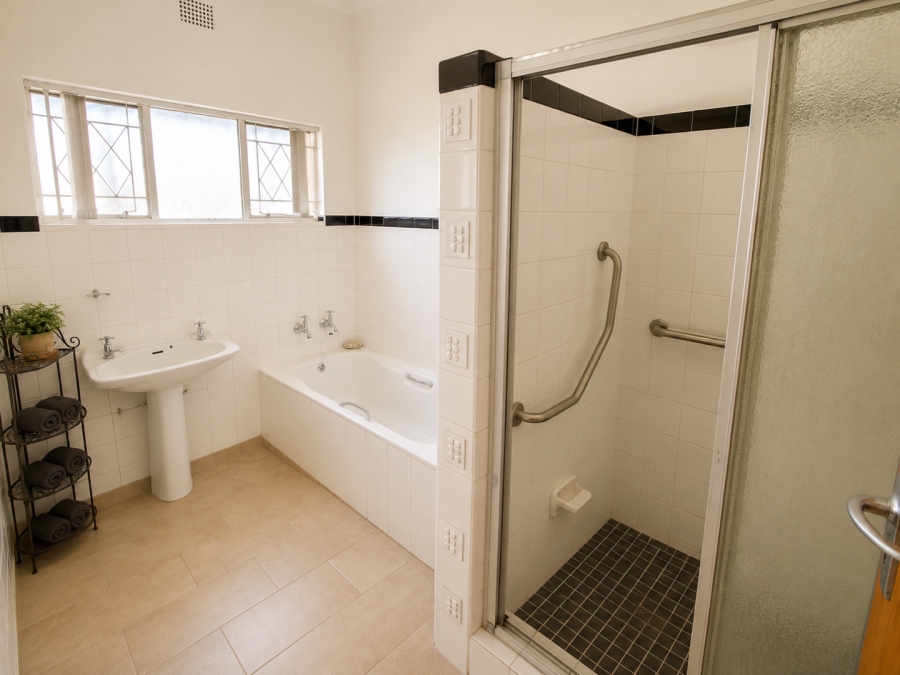 4 Bedroom Property for Sale in Meyerspark Gauteng