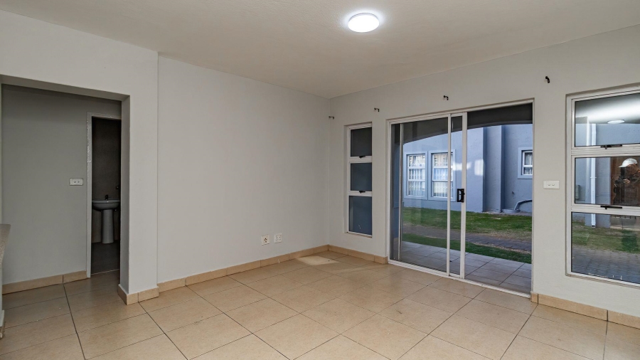 2 Bedroom Property for Sale in Jansenpark Gauteng