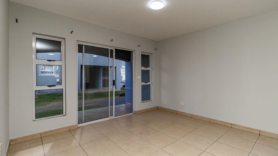 2 Bedroom Property for Sale in Jansenpark Gauteng
