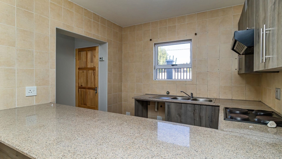 2 Bedroom Property for Sale in Jansenpark Gauteng