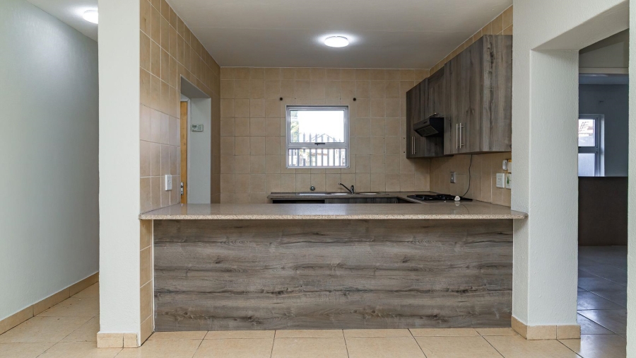 2 Bedroom Property for Sale in Jansenpark Gauteng