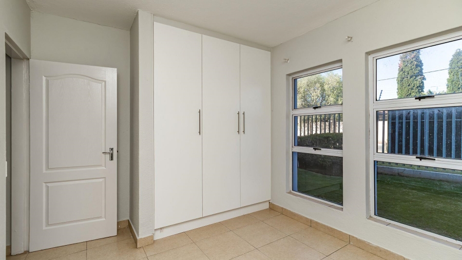 2 Bedroom Property for Sale in Jansenpark Gauteng