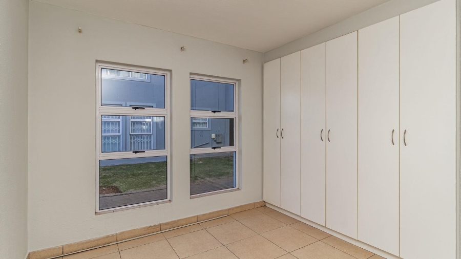 2 Bedroom Property for Sale in Jansenpark Gauteng