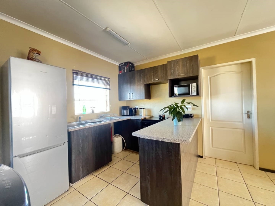 2 Bedroom Property for Sale in Honeydew Gauteng