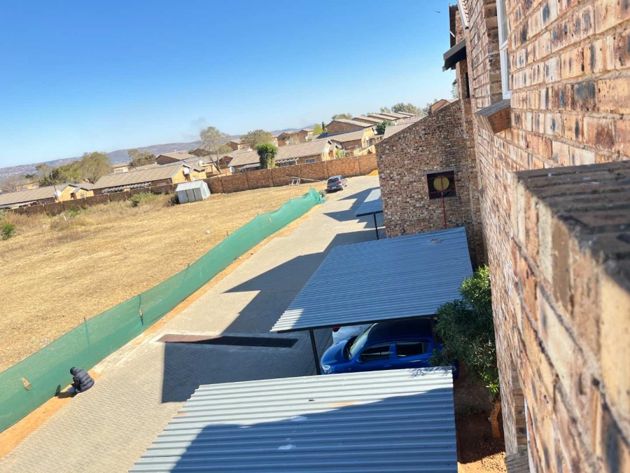 2 Bedroom Property for Sale in Honeydew Gauteng