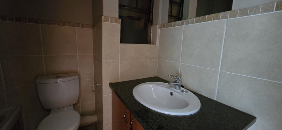2 Bedroom Property for Sale in Magalieskruin Gauteng