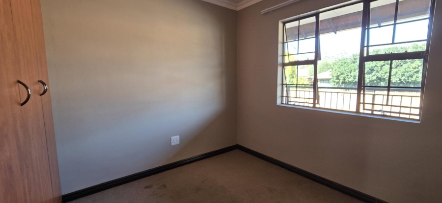 2 Bedroom Property for Sale in Magalieskruin Gauteng