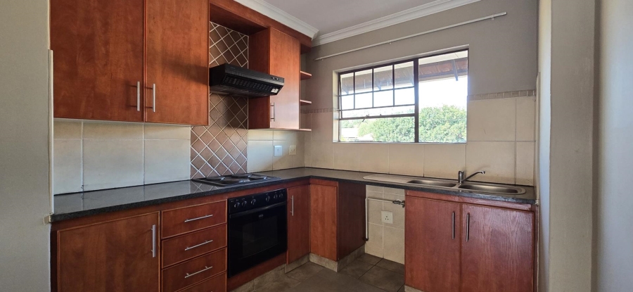 2 Bedroom Property for Sale in Magalieskruin Gauteng