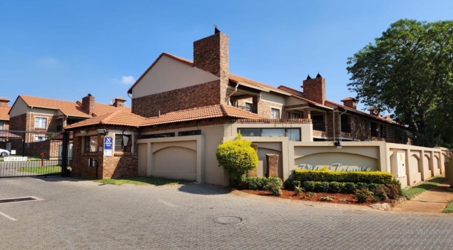 2 Bedroom Property for Sale in Magalieskruin Gauteng