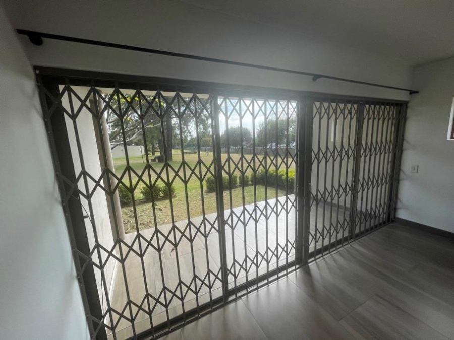 To Let 2 Bedroom Property for Rent in Lonehill Gauteng
