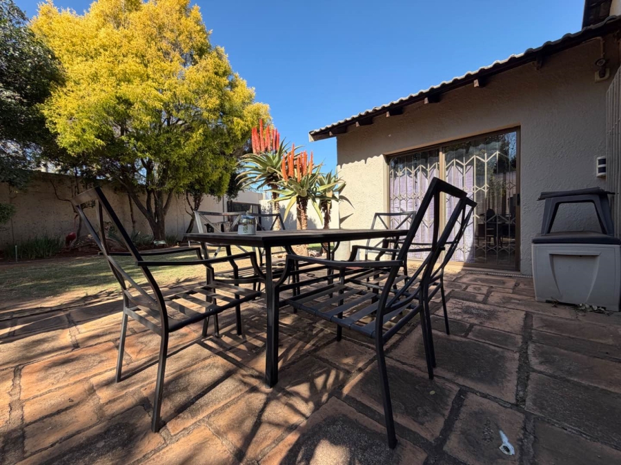 3 Bedroom Property for Sale in Eden Glen Gauteng