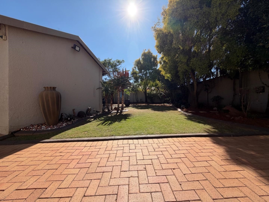 3 Bedroom Property for Sale in Eden Glen Gauteng