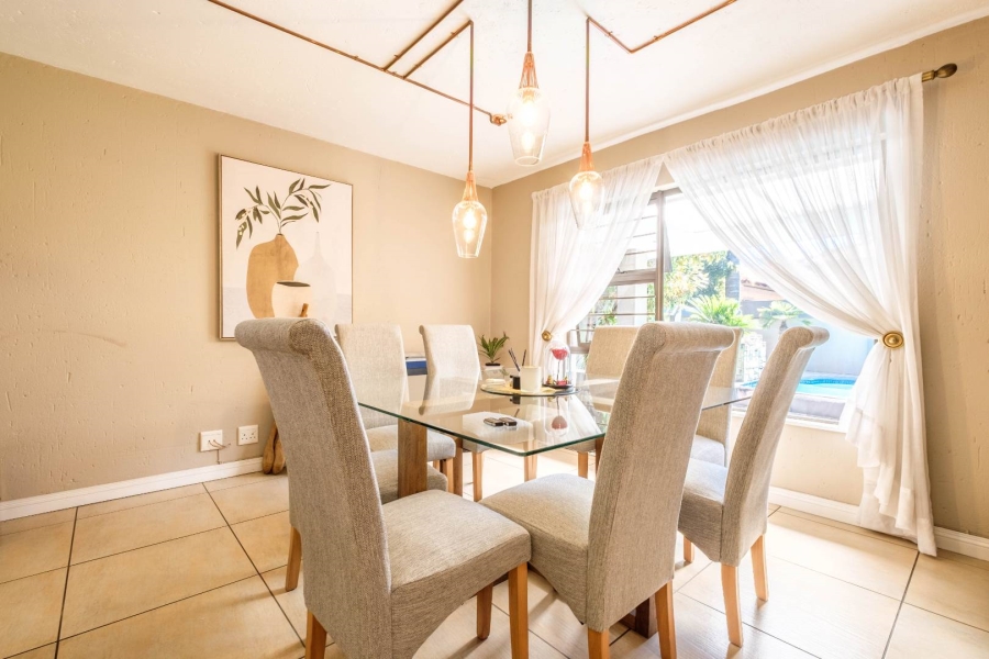 4 Bedroom Property for Sale in Beyerspark Gauteng