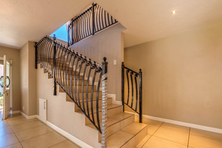 4 Bedroom Property for Sale in Beyerspark Gauteng