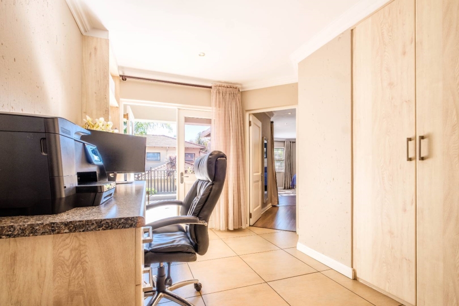 4 Bedroom Property for Sale in Beyerspark Gauteng