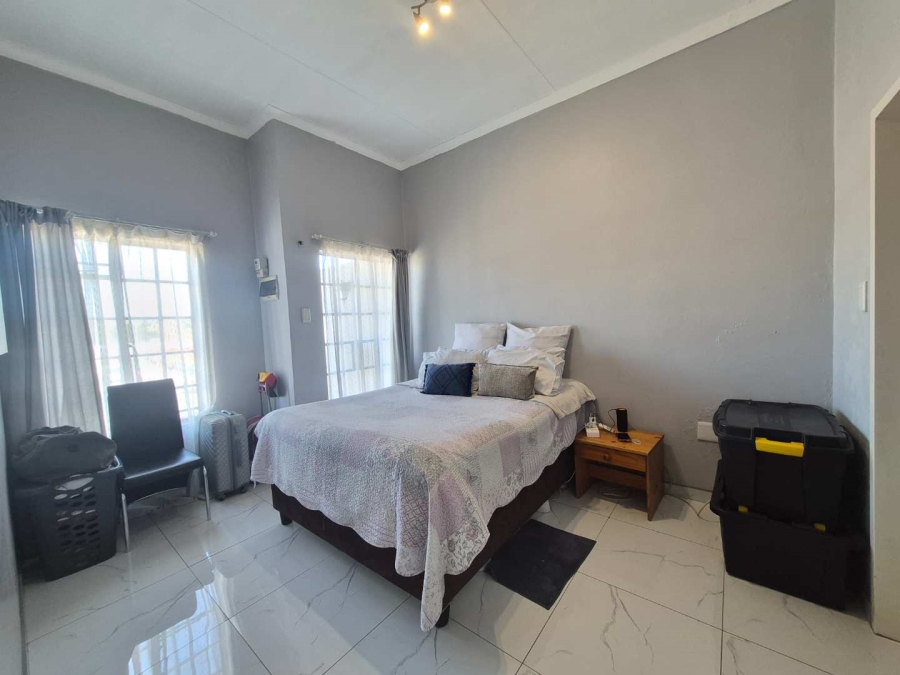 1 Bedroom Property for Sale in Norkem Park Gauteng