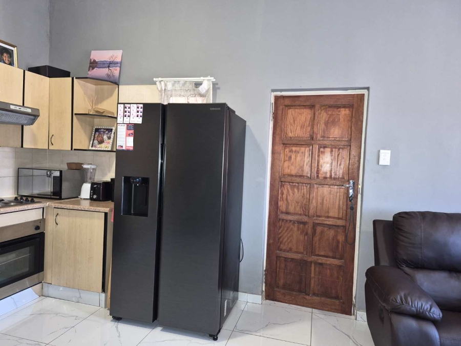 To Let 1 Bedroom Property for Rent in Norkem Park Gauteng
