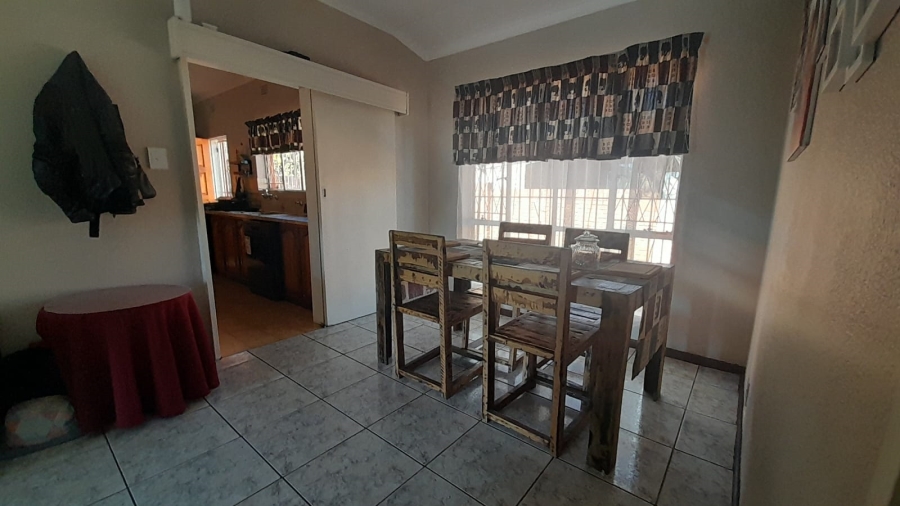 3 Bedroom Property for Sale in Rhodesfield Gauteng