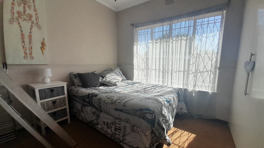 3 Bedroom Property for Sale in Rhodesfield Gauteng