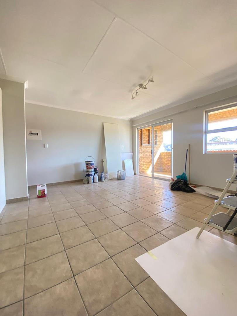 2 Bedroom Property for Sale in Birchleigh Gauteng