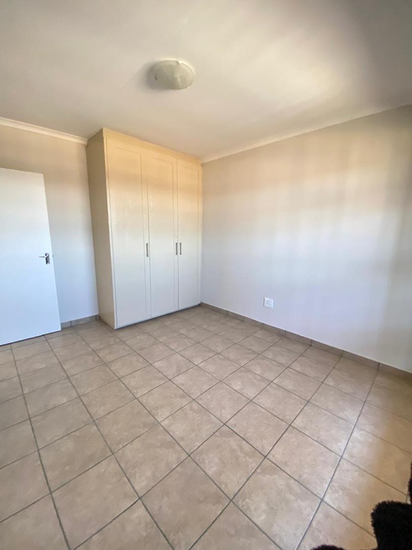 2 Bedroom Property for Sale in Birchleigh Gauteng