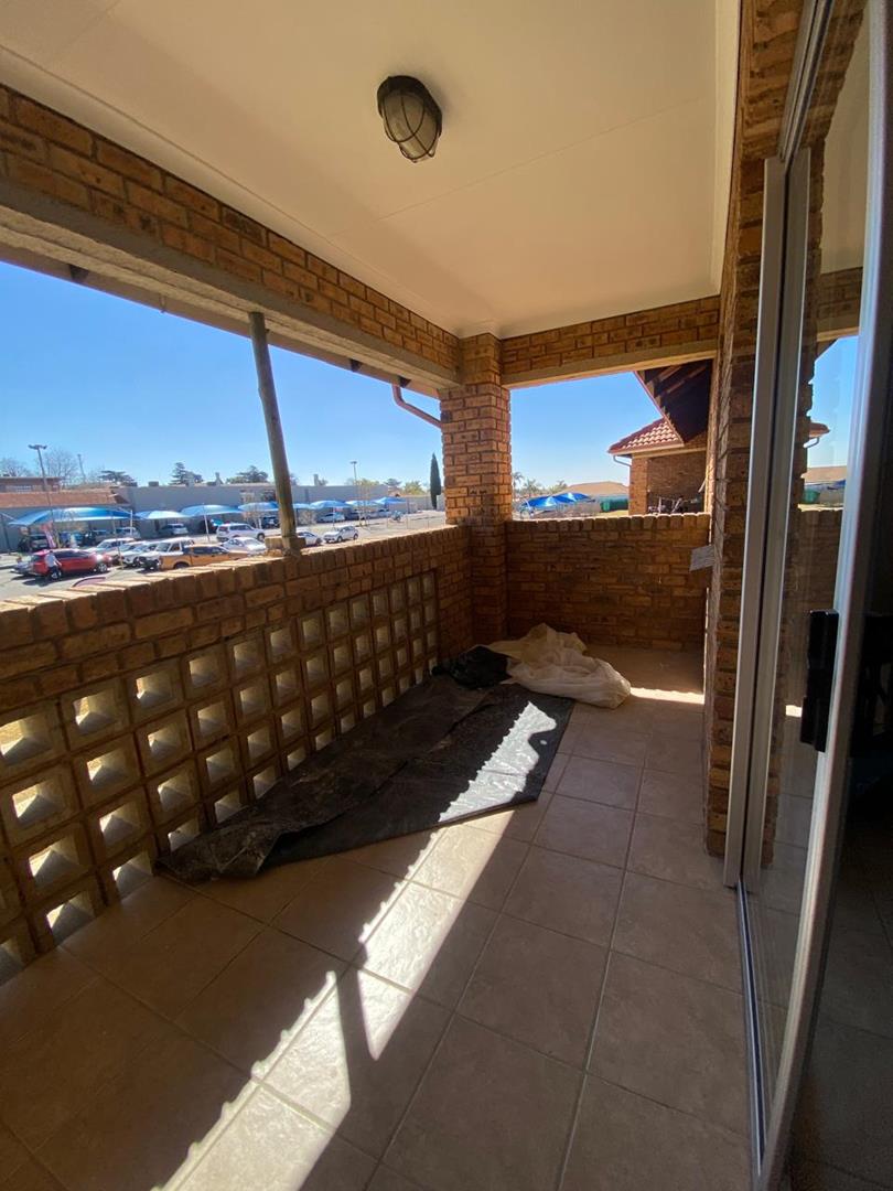 2 Bedroom Property for Sale in Birchleigh Gauteng